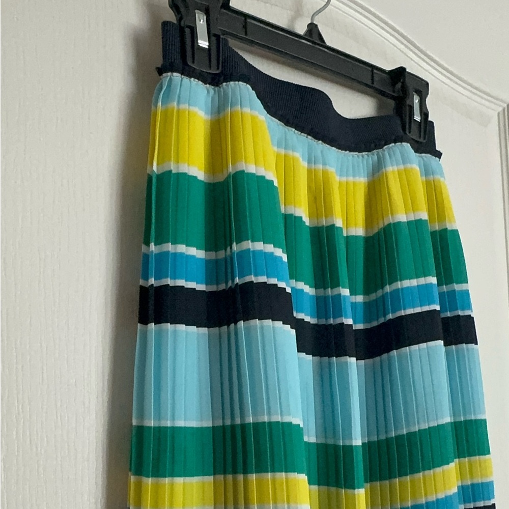 YELLOW & BLUE PLEATED SKIRT